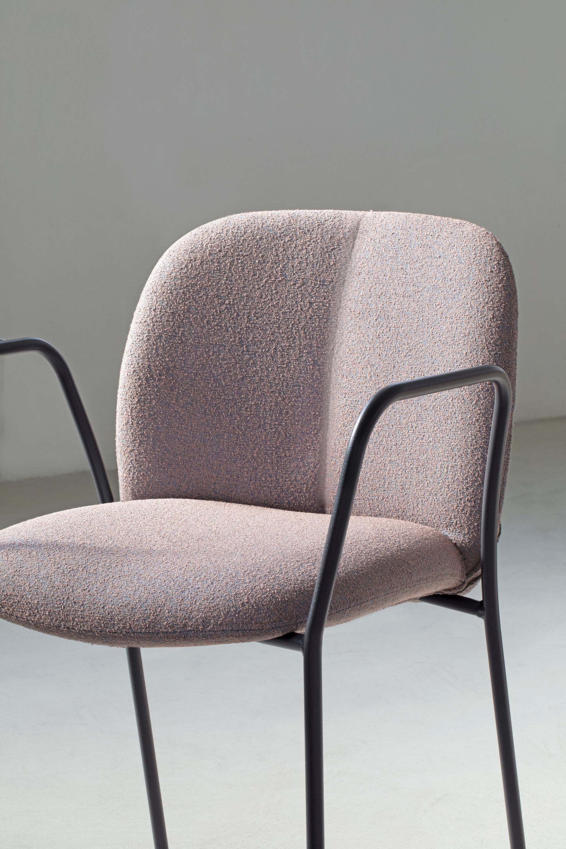 Мягкий тканевый стул с подлокотниками S-CAB Mentha ARCH-00020056 - Вид №2