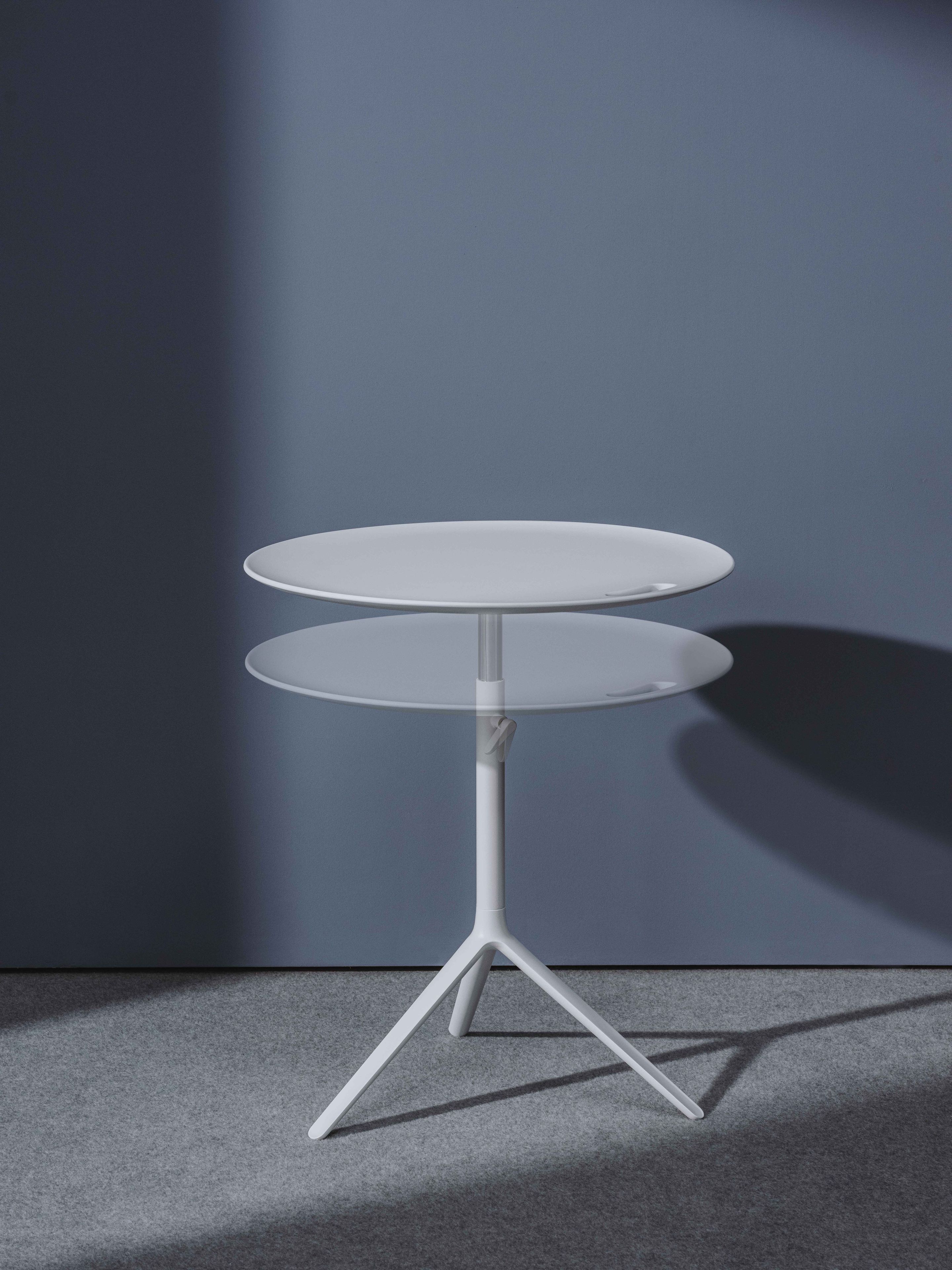 Алюминиевая регулируемая высота журнальный столик Andreu World Triada ARCH-00057009 - Вид №1