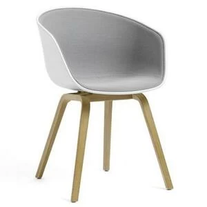 Стул AAC22 мягкий, белый со светлыми ножками