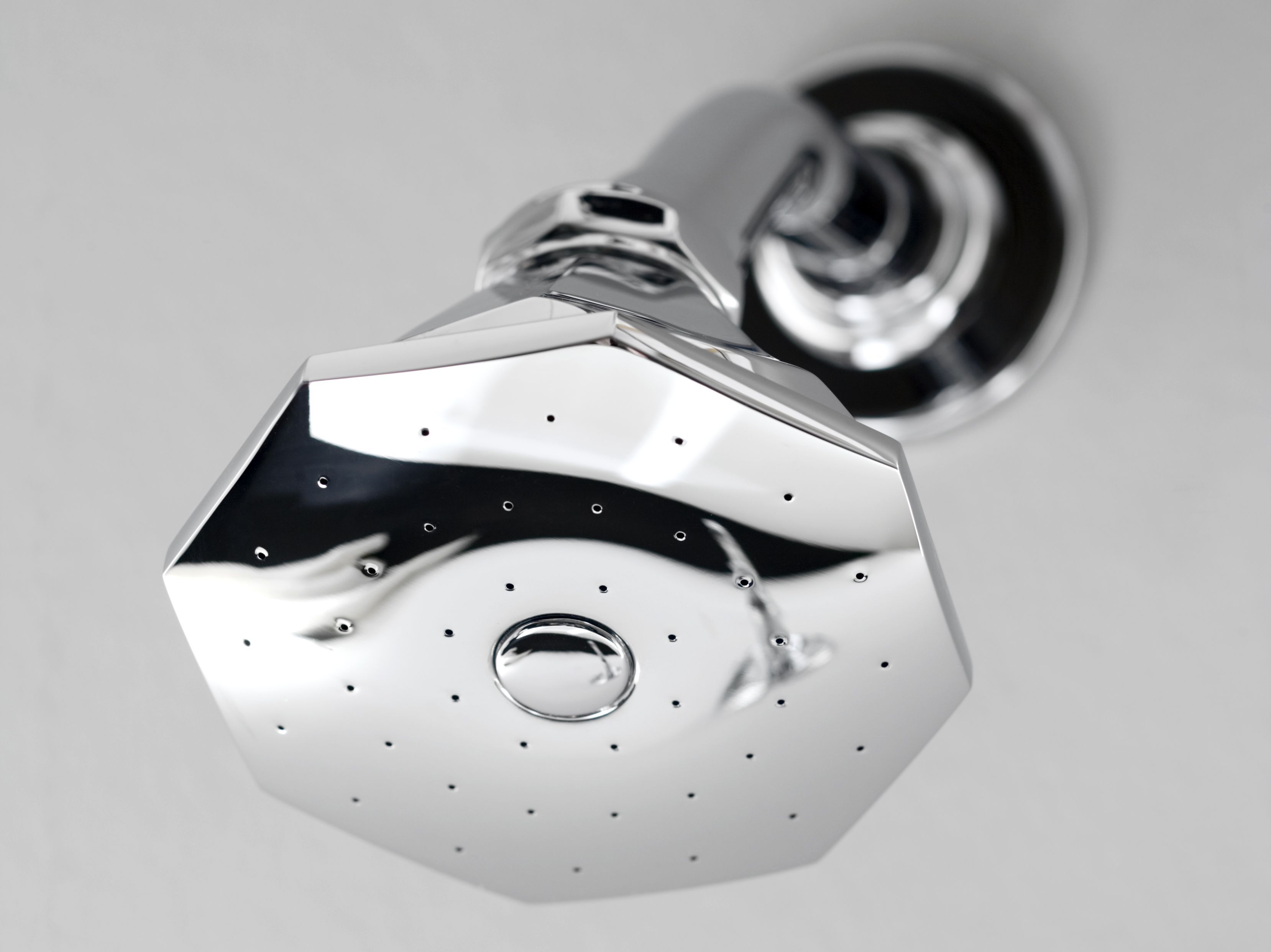 Настенная душевая головка с кронштейном Graff Топаз ARCH-00094517