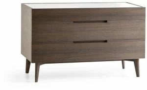 ZANETTE Комод из дуба со встроенными ручками Amos