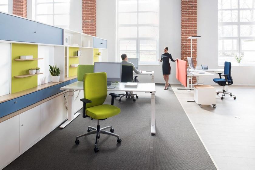 Регулируемое по высоте офисное кресло с 5 спицами и подлокотниками Stilo Santreyd sun-id-1388989 - Вид №4