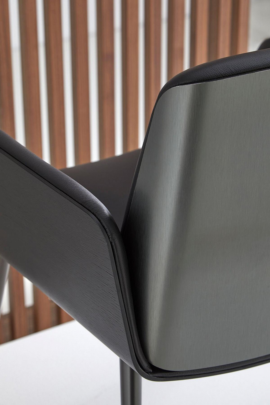 075543 Кресло-стул Punt Mobles Hug Santreyd - Вид №7