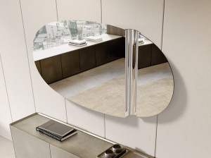 Овальное настенное зеркало