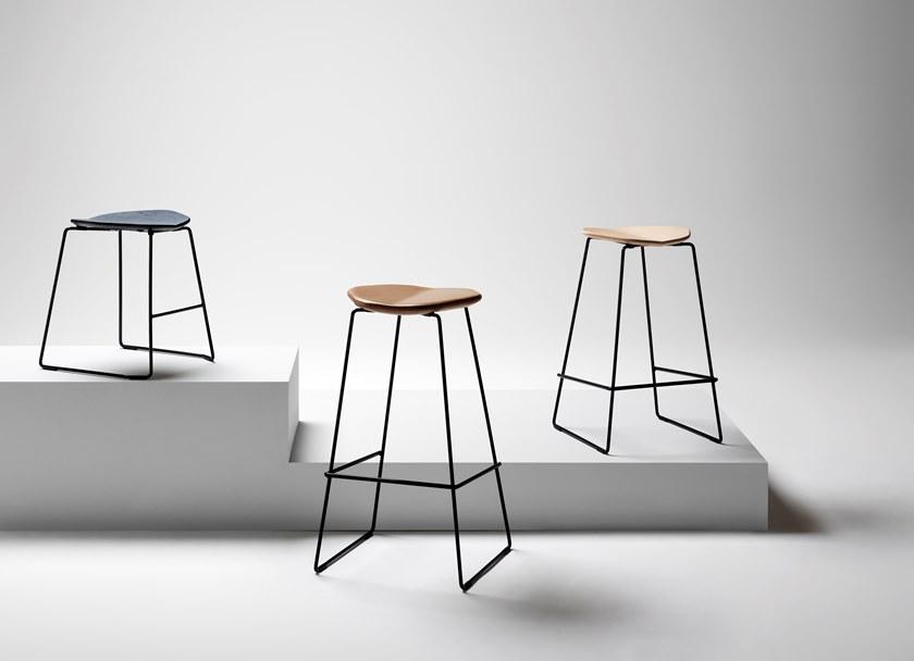 Ross Gardam Низкая саночная табуретка с подставкой для ног Duet sun-id-1423794 - Вид №12