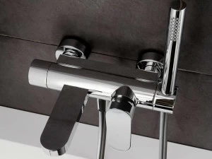 ZAZZERI Смеситель для ванны настенный из латуни с ручным душем Trend x