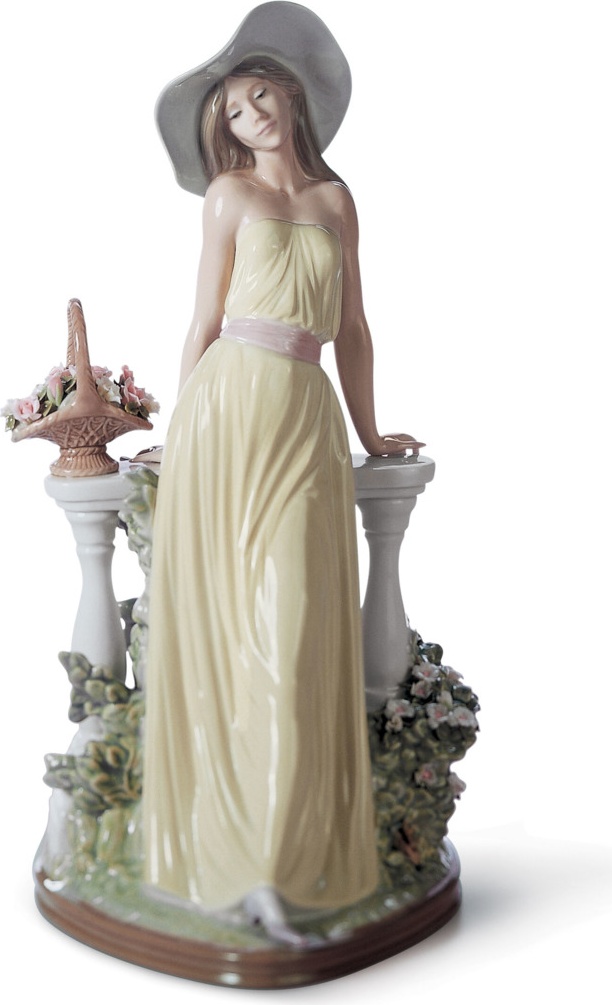 10668965 LLADRO Фигурка Lladro "Задумчивая" 17x35см Фарфор Lladró 