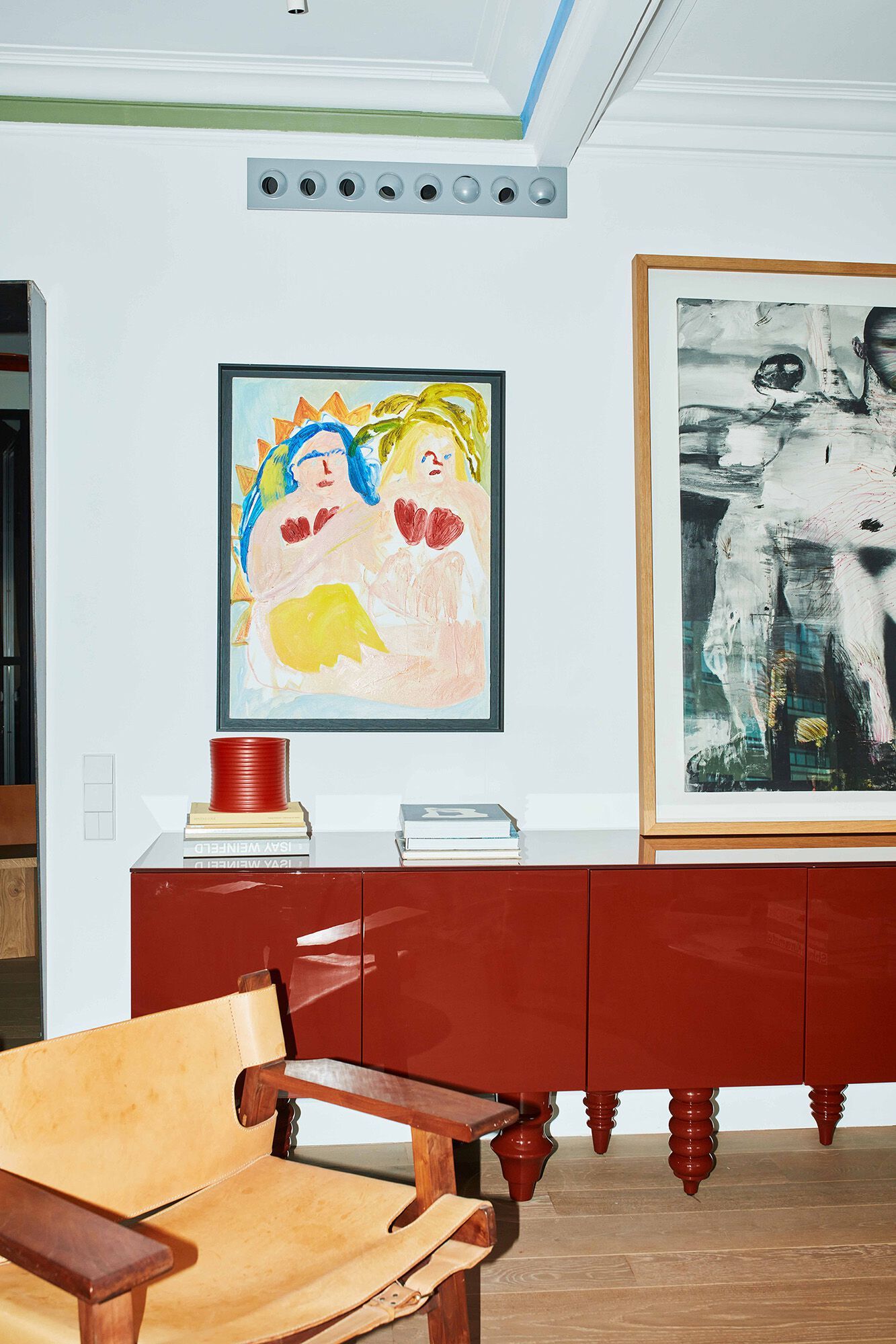 Шкаф из лакированного МДФ с распашными дверями BD Barcelona Multileg ARCH-00089777 - Вид №10