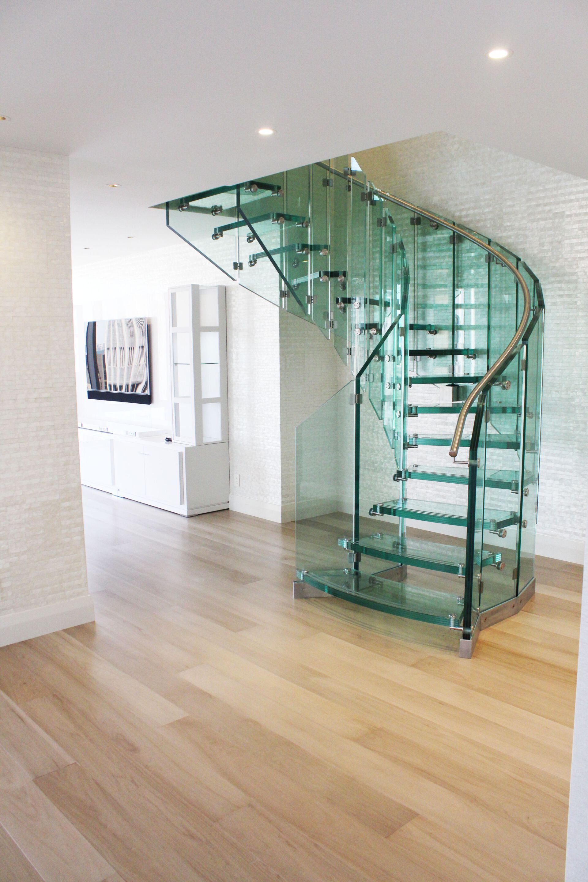 Стеклянная винтовая лестница Siller Treppen ARCH-00023490 - Вид №1