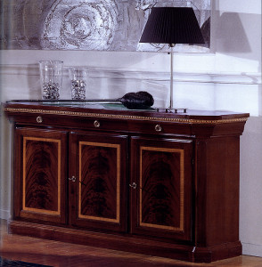 Буфет  GUERRA VANNI 2005/M