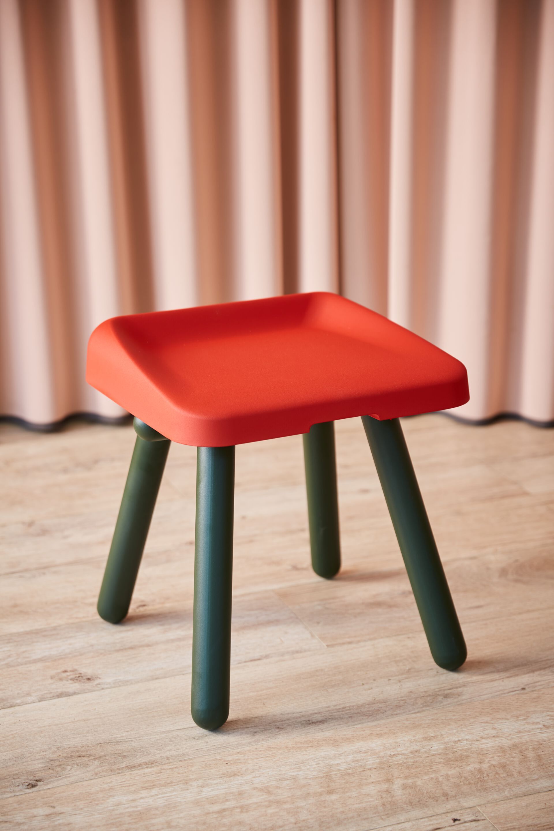 Полиуретановый стул Bõln тонкий ARCH-00002653