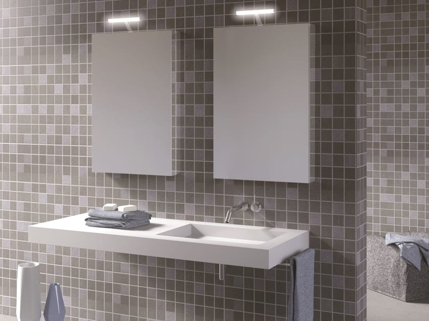 Зеркало со встроенным настенным освещением DDL Inwall ARCH-00053534