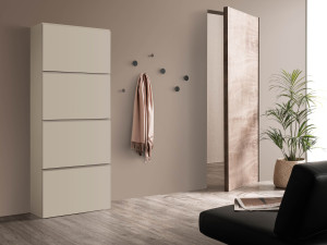 Деревянный шкаф для обуви