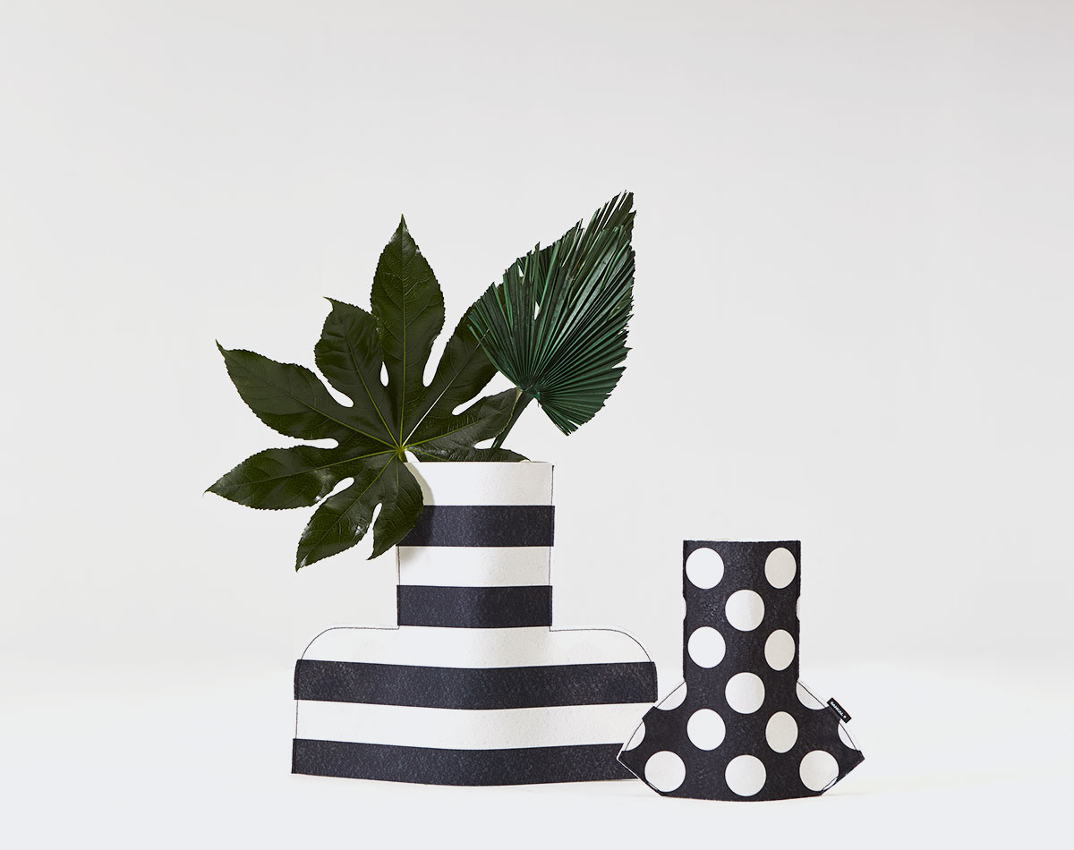 072151 Ваза L Monochrome SANCAL FLOWER POWER