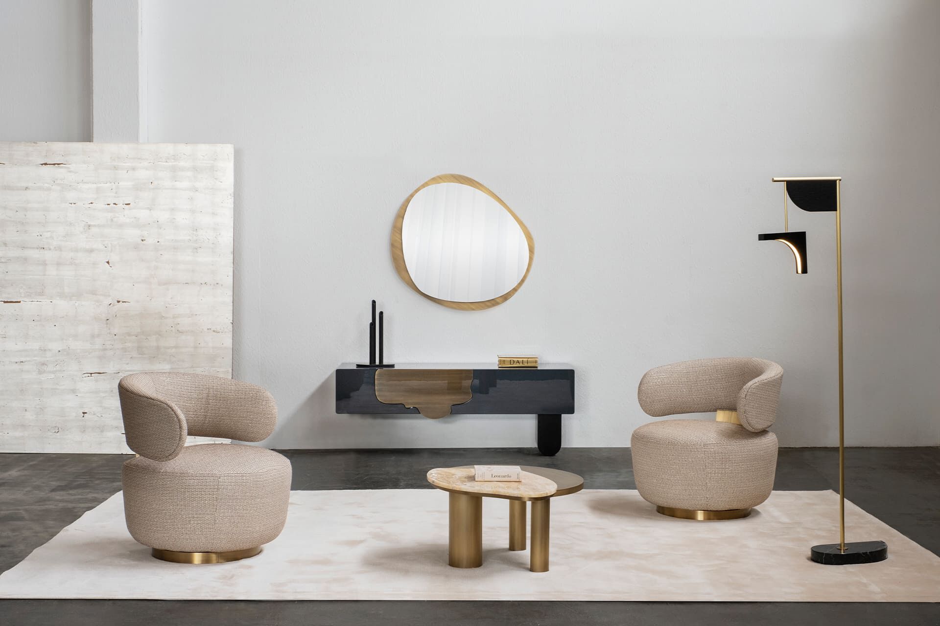 Латунный светодиодный торшер с мраморным основанием Greenapple OPPOSITE ARCH-00072516 - Вид №8