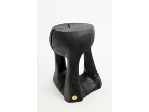 Журнальный столик из дуба