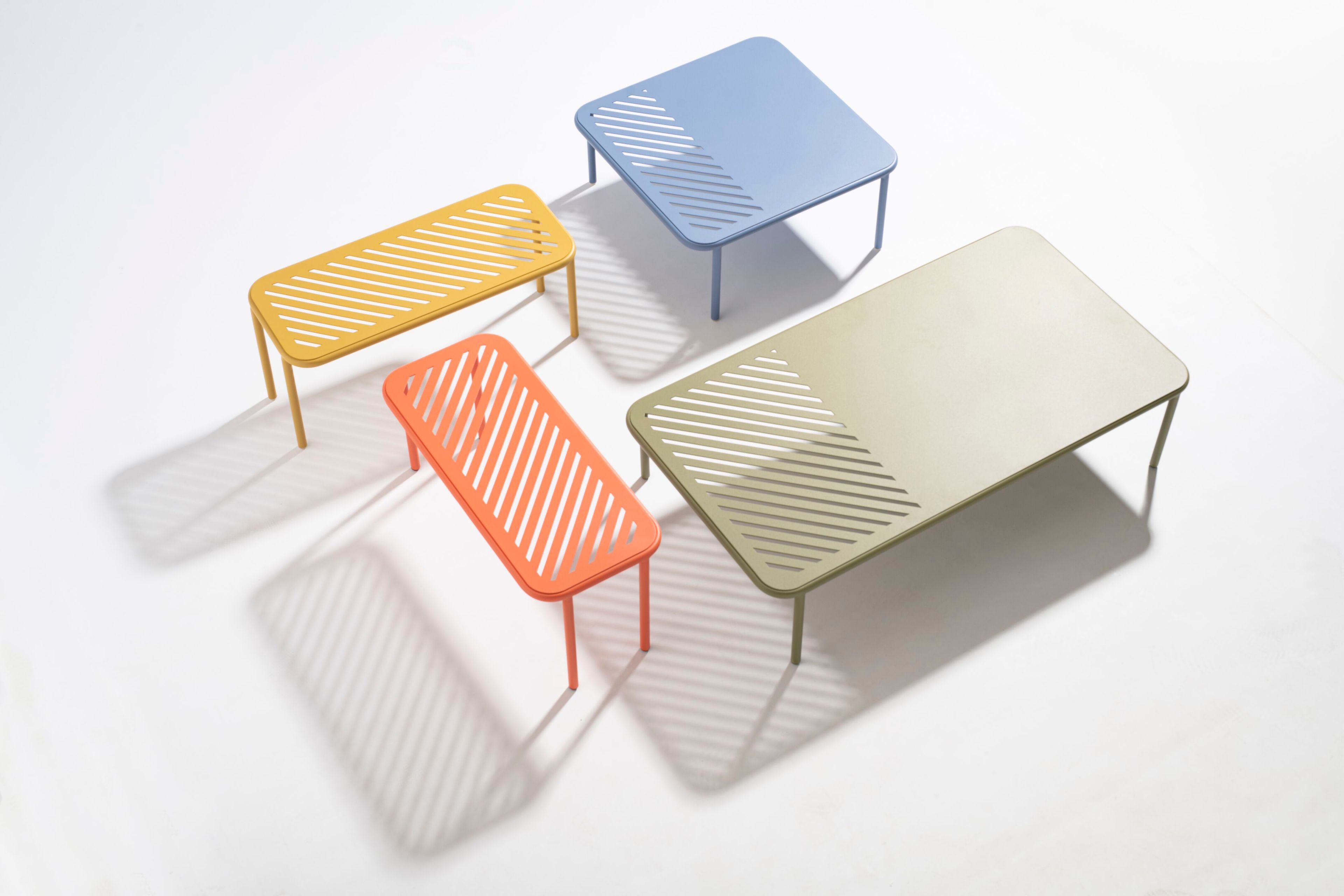 Низкий садовый стол из стали с порошковым покрытием Garda Furniture SMAK ARCH-00135013 - Вид №1