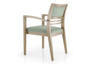 Кожаный стул с подлокотниками с открытой спинкой