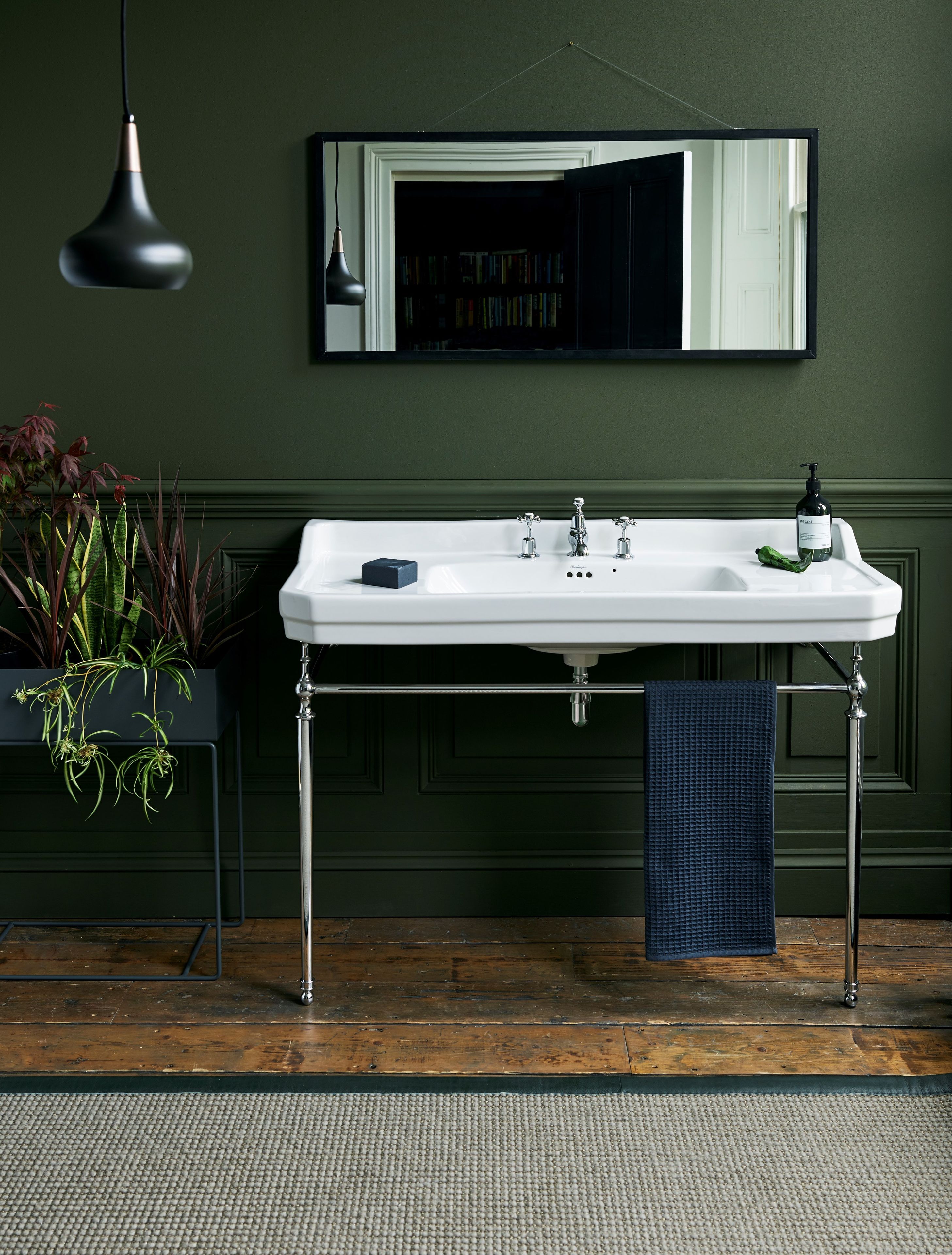 Умывальник с консольным окном с держателем для полотенец Burlington Эдвардианская ARCH-00100651 - Вид №3