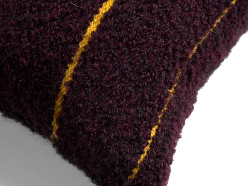 Ethnicraft Квадратная тканевая подушка для дивана Mystic ink 21071 - Вид №1