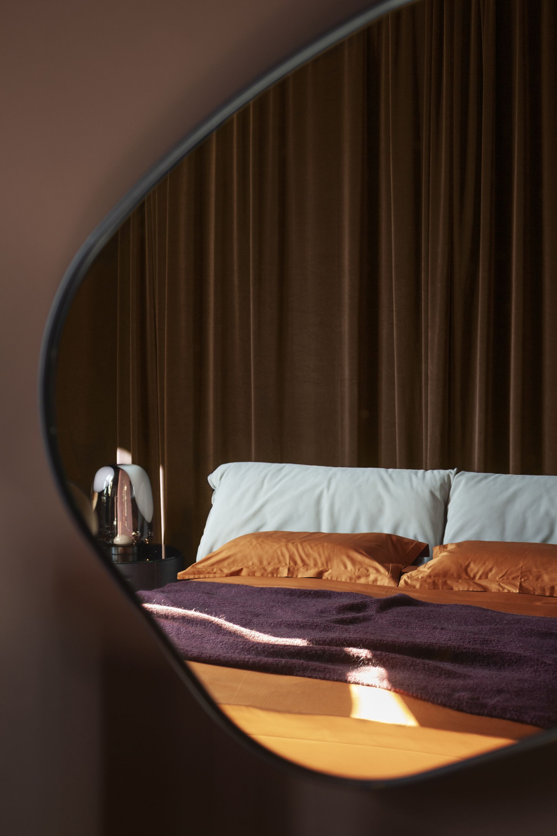 Зеркало в кожаной оправе Baxter FLUID ARCH-00152966 - Вид №5