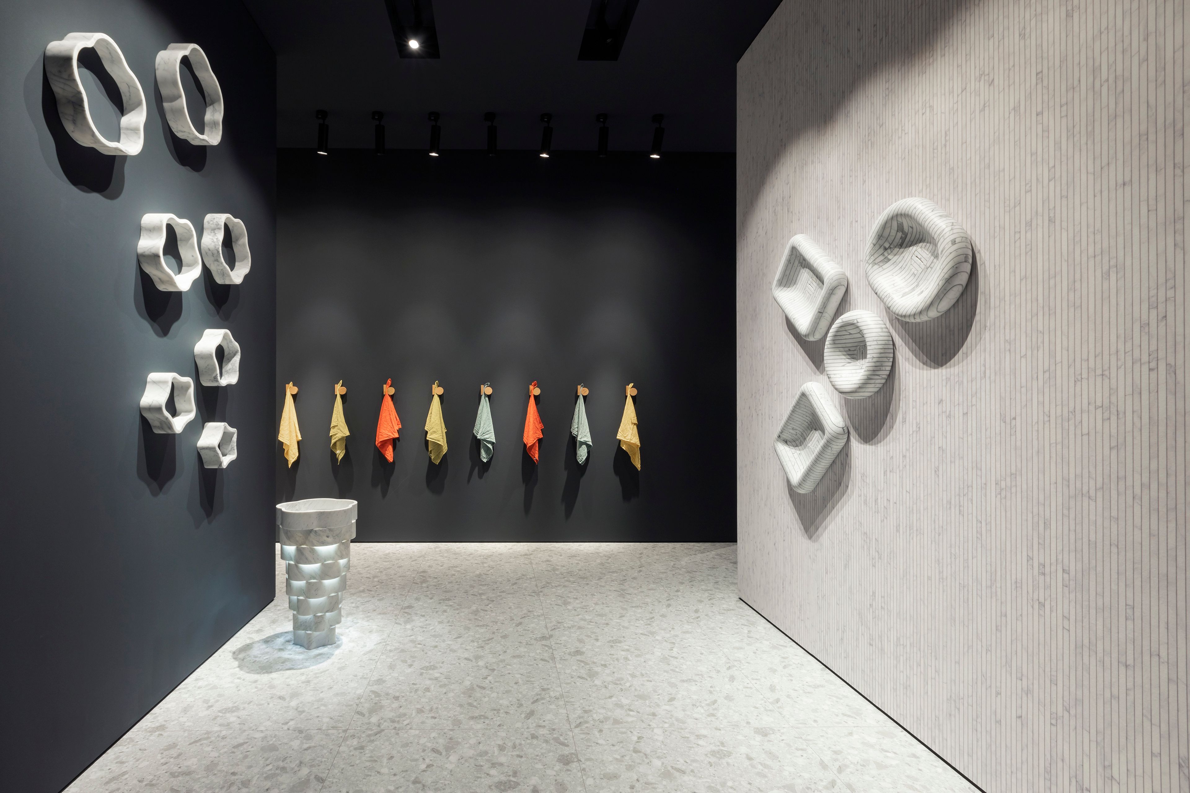 Овальная столешница из каррарского мрамора Antoniolupi Между строк ARCH-00023948 - Вид №4