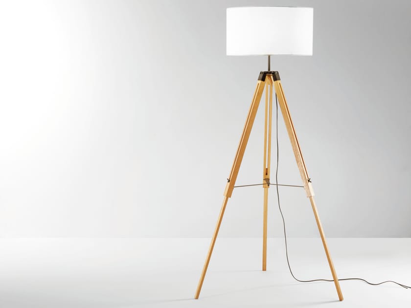 Торшер из дуба со штативом Fan Europe Lighting дизайн окружающего света ARCH-00053151