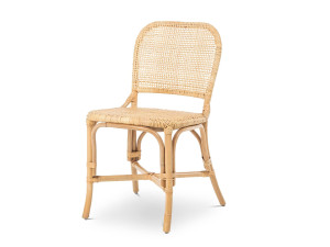 Стул из ротанга