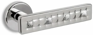 Ento Ручка из латуни на розетке Mabelle 6150