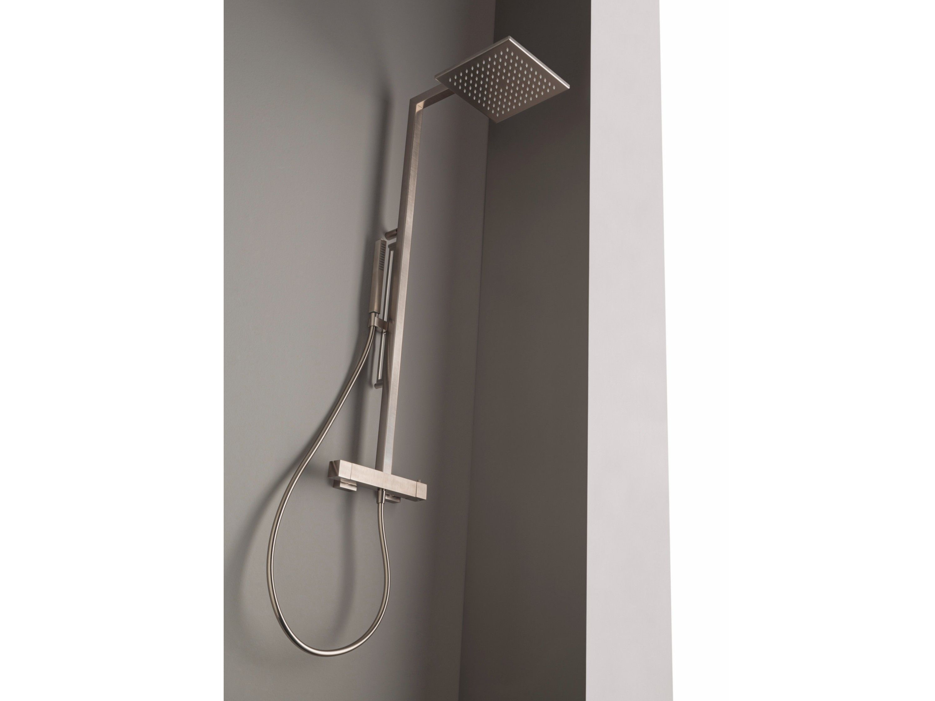Латунная настенная душевая колонна с душем Rubinetterie Treemme X-Change_Mono ARCH-00070929 - Вид №1