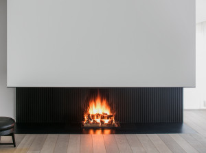 Дровяной камин с тройным фасадом