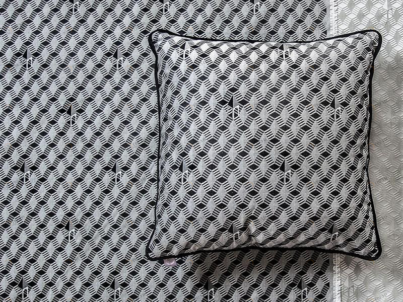 l'Opificio Жаккардовая ткань с графическими мотивами Architrame sun-id-1423491