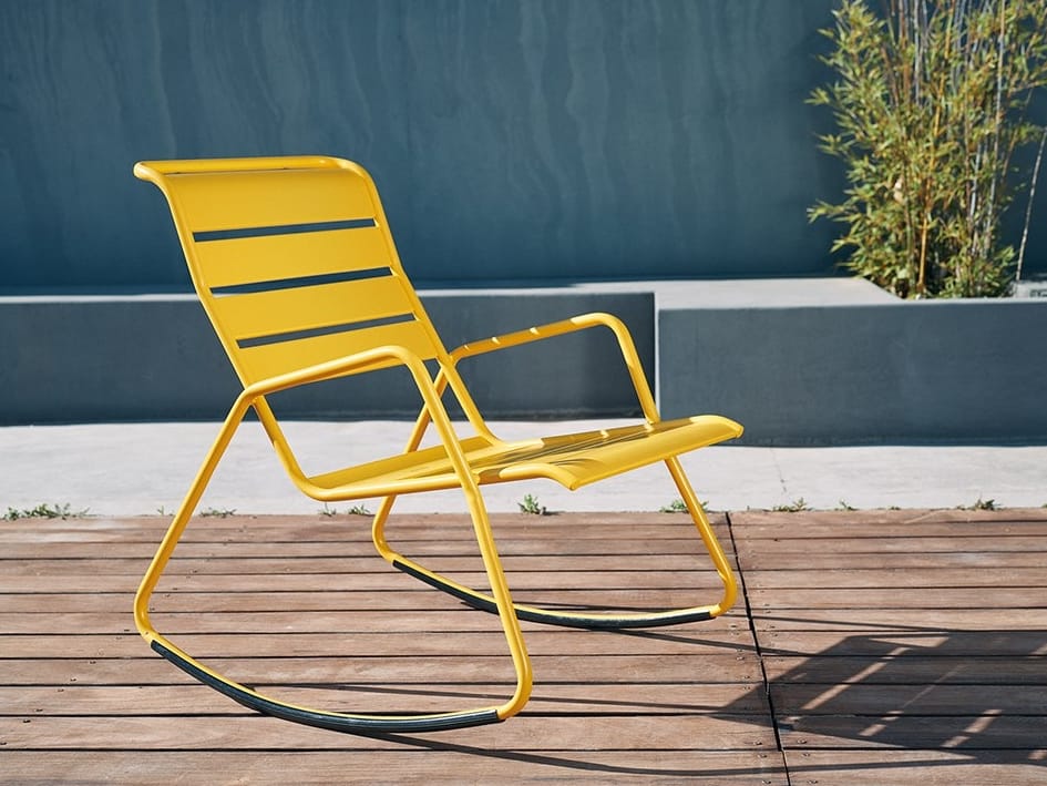 Стальное кресло-качалка с подлокотниками Fermob Monceau ARCH-00036638 - Вид №1