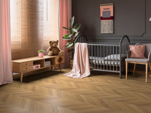 Пол SPC под дерево