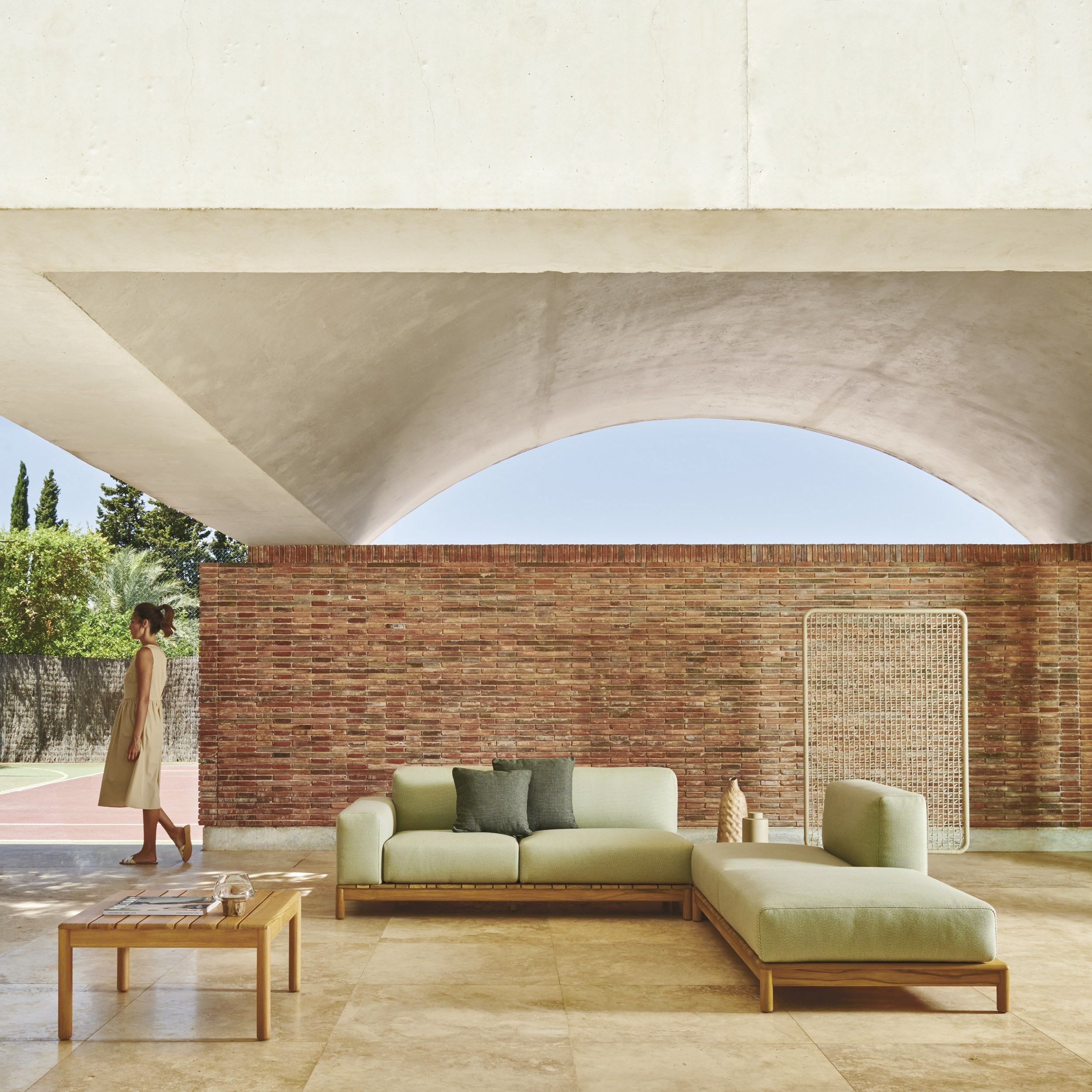 Квадратный стол из тикового дерева Varaschin штрих-код ARCH-00038898 - Вид №6