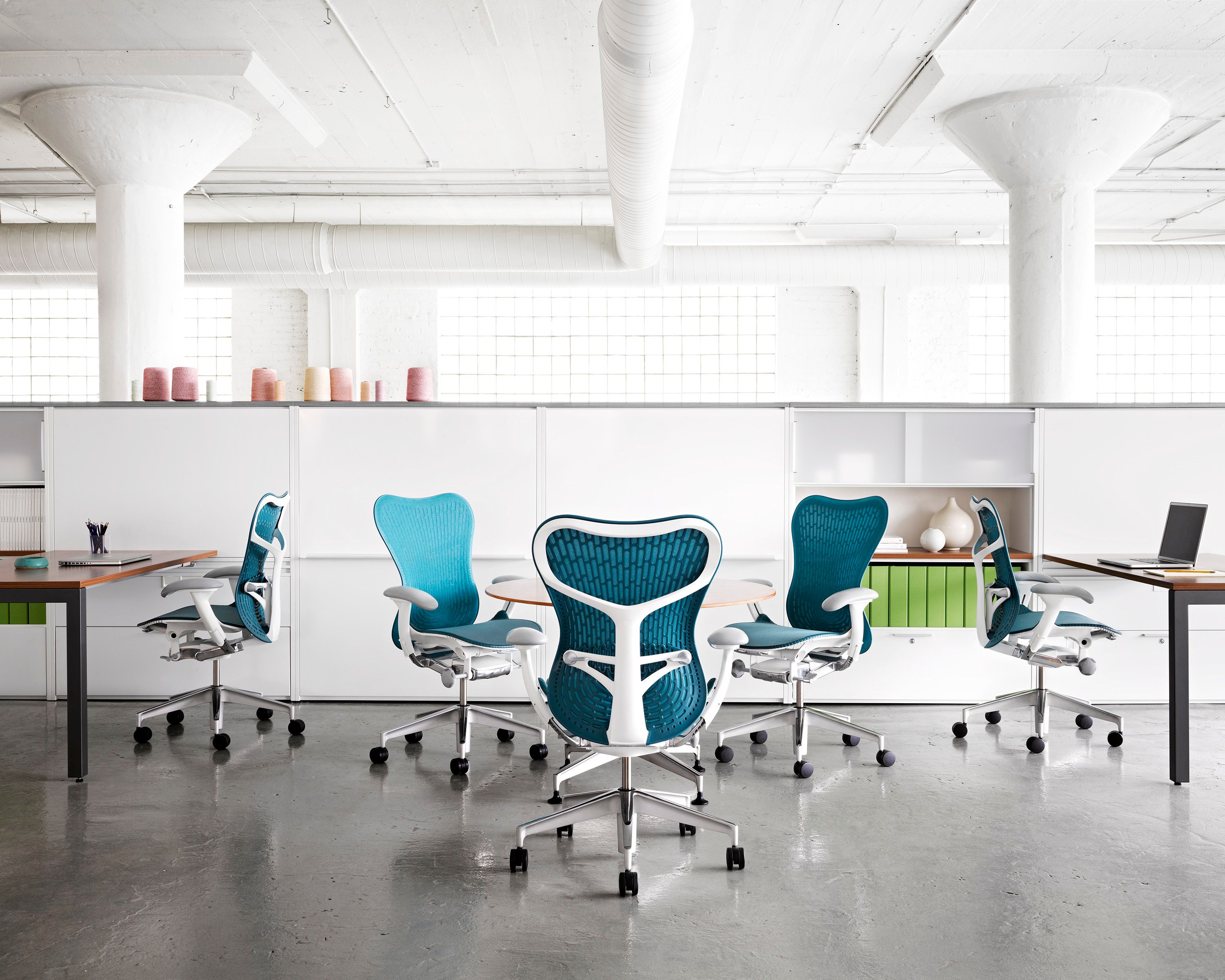 Эргономичное офисное кресло с вращающейся тканью Butterfly Herman Miller Mirra 2 ARCH-00092336 - Вид №36