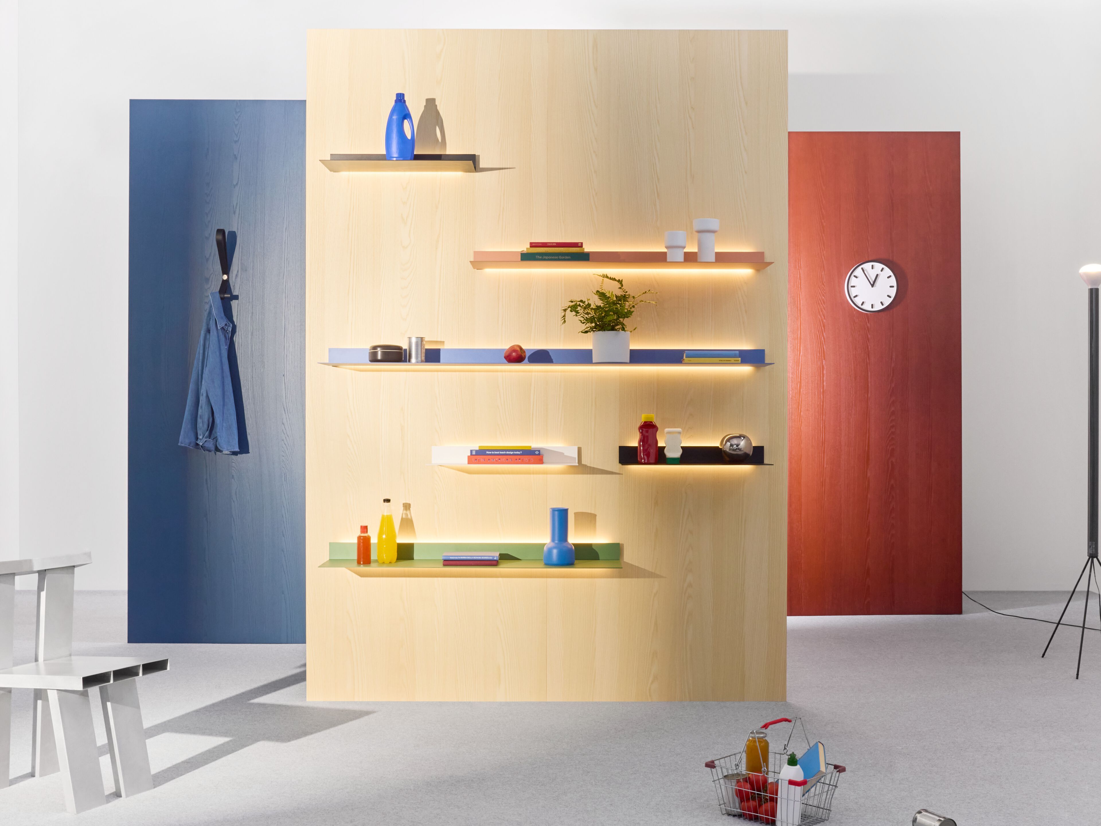 Металлическая полка со встроенным освещением XILIA OUTSTANDING ARCH-00105797