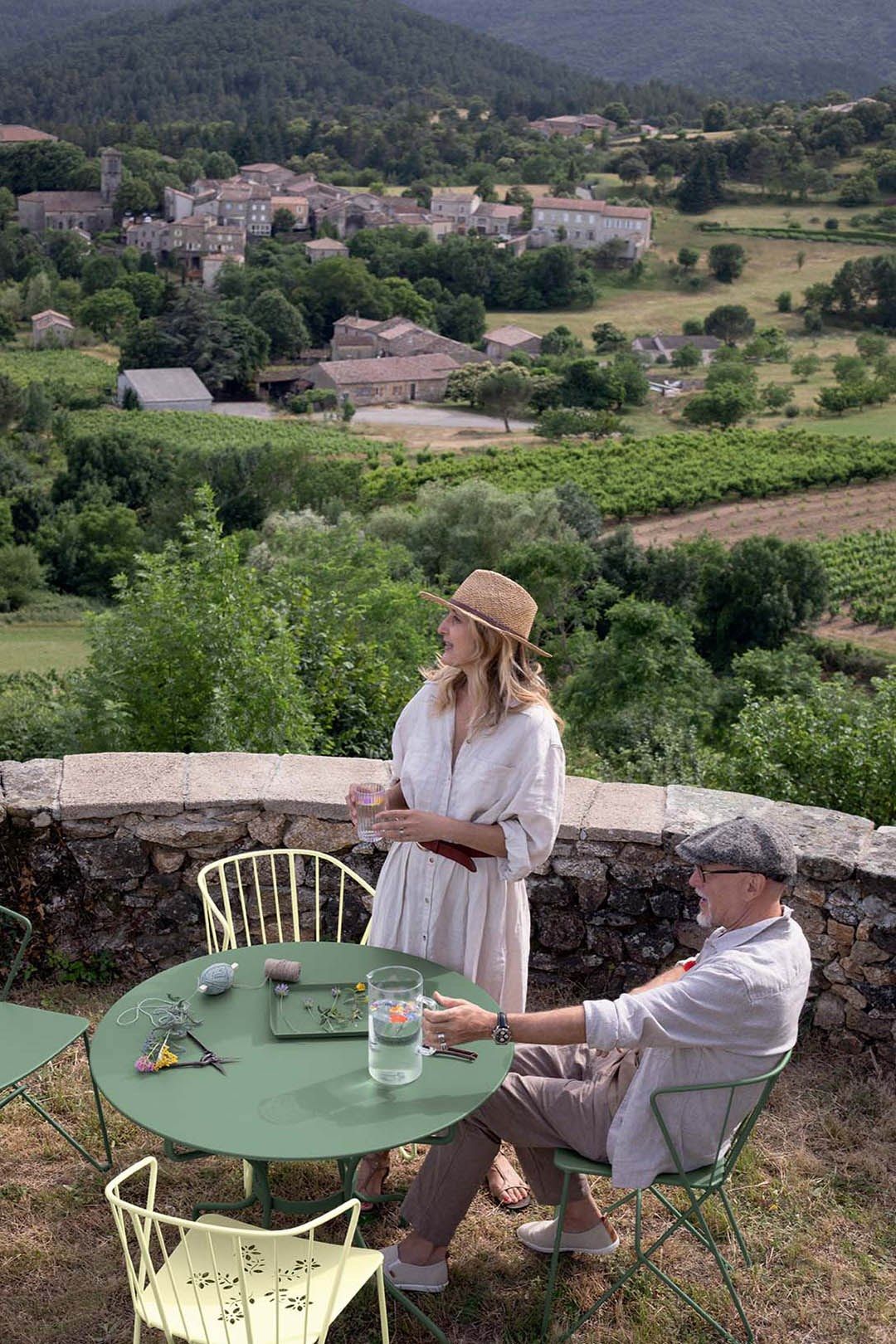 Стальной круглый садовый стол Fermob Opéra+ ARCH-00039137 - Вид №2