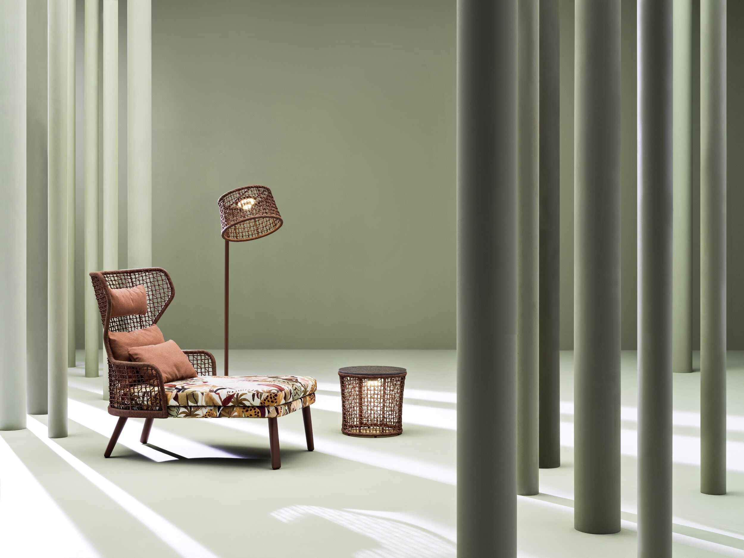 Напольная лампа из алюминия и синтетического волокна Varaschin Эмма ARCH-00017119 - Вид №1