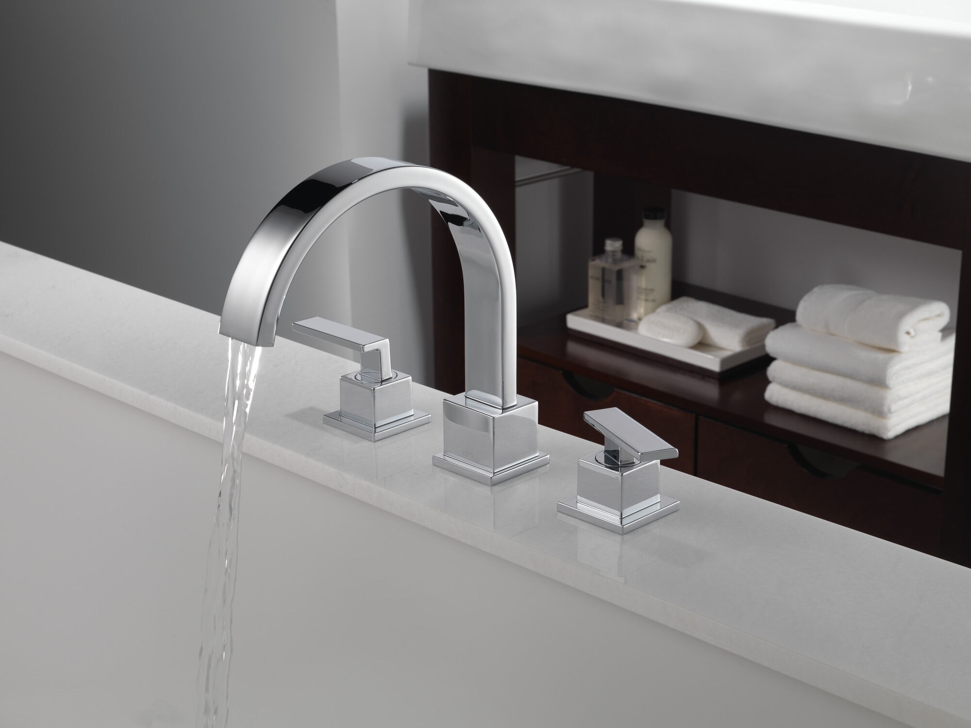 T2753 Римская ванна Delta Faucet Vero Хром - Вид №3