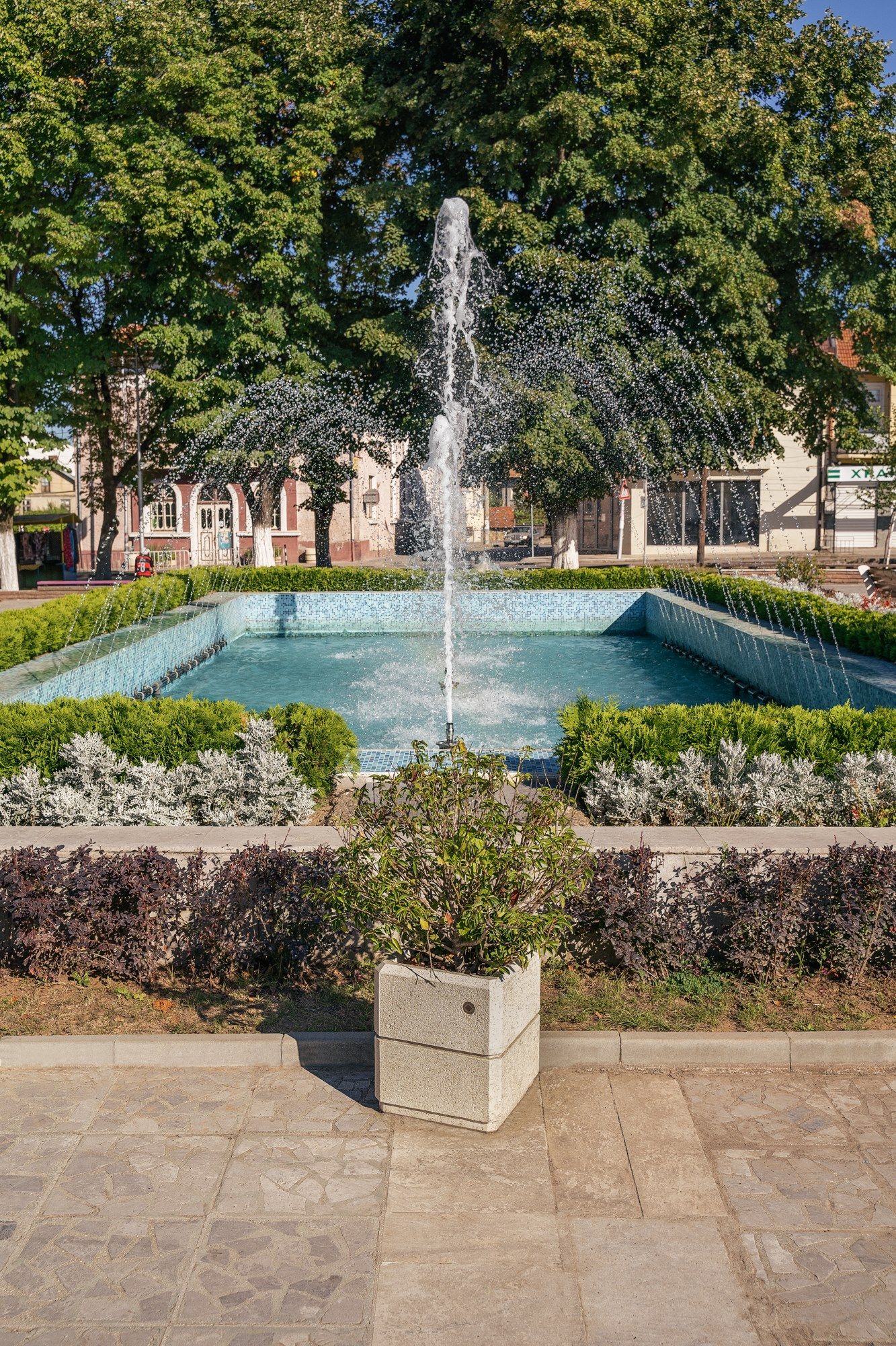 Бетонная квадратная плантатор ENCHO ENCHEV - ETE 76/77 ARCH-00079923 - Вид №2