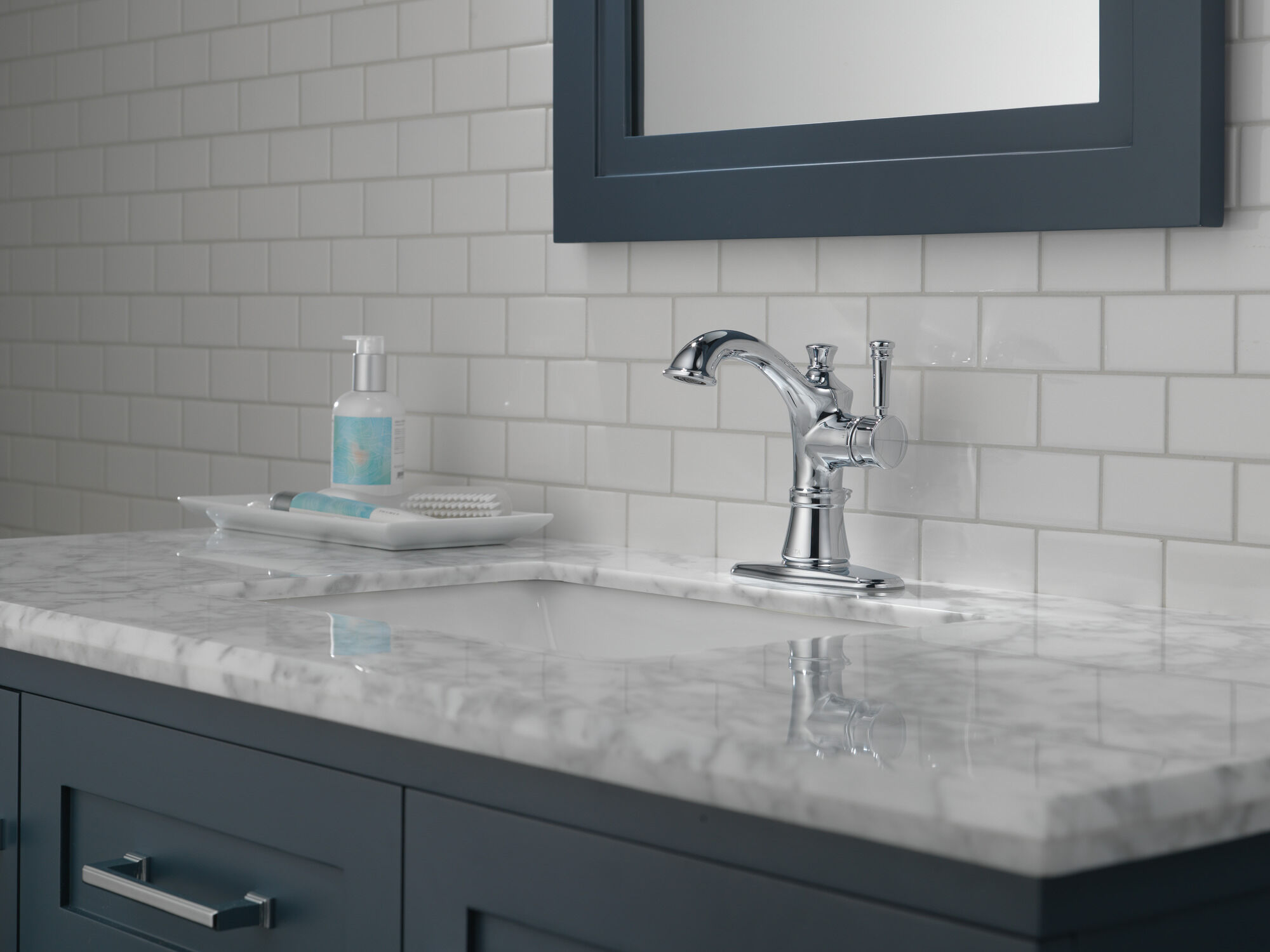 15757LF Смеситель для ванной комнаты с одной ручкой Delta Faucet Valdosta Хром  - Вид №3