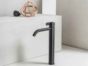 Однорычажный смеситель для раковины