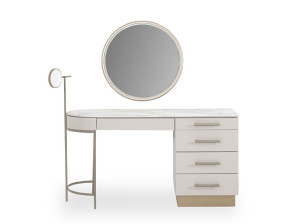 Деревянный туалетный столик