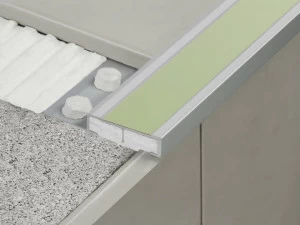 EMAC Italia Ступенчатый профиль со светодиодами Novopeldaño®