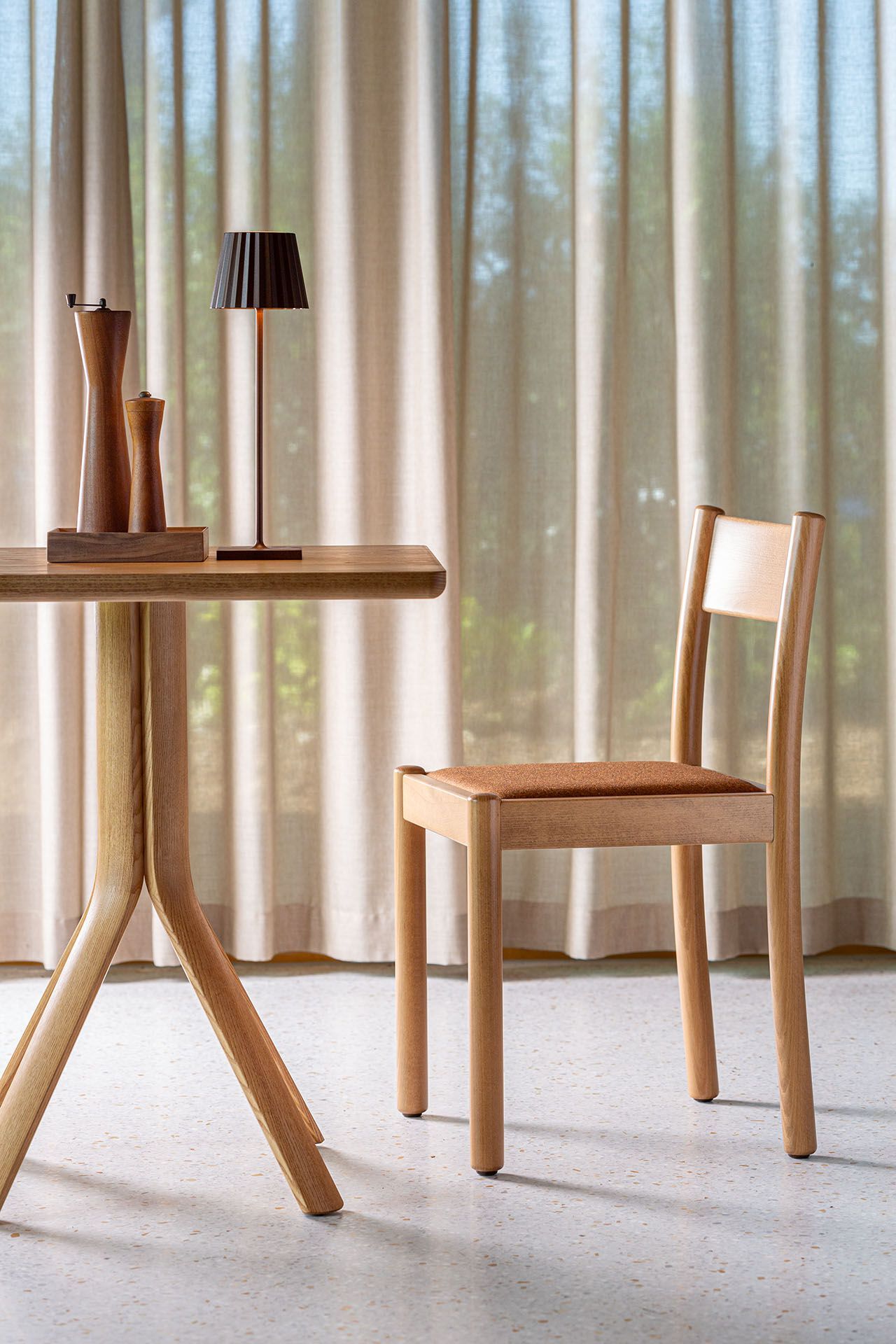 Квадратный стол из ясеня SIPA дерево ARCH-00042541 - Вид №6