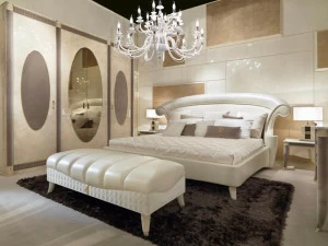 Turri Кровать двуспальная в коже с мягким изголовьем для гостиницы Caractere