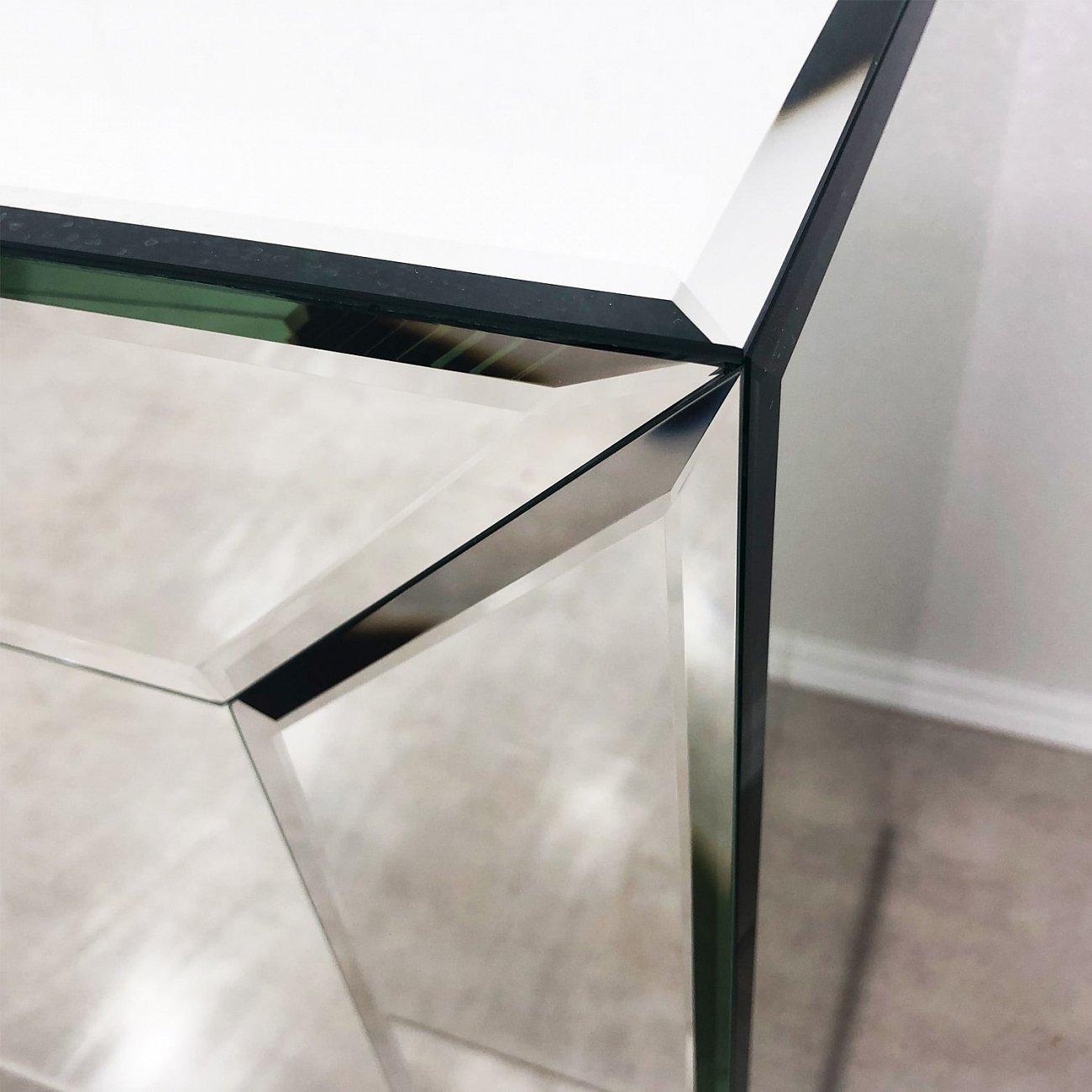 Комод зеркальный "Лэвэл" GRAUM ДИЗАЙНЕРСКИЕ 304018 Зеркальный  - Вид №5