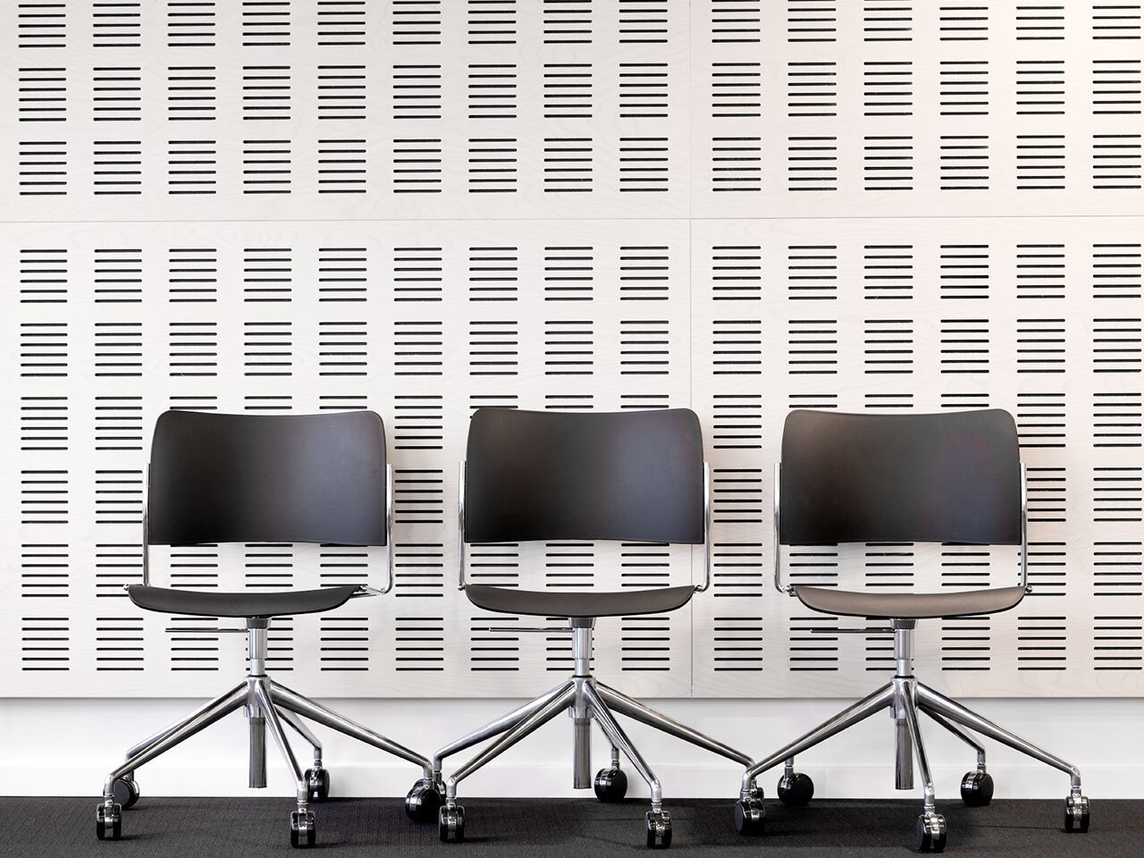 Поворотный операционный офисный стул с подлокотниками Howe 40/4 ARCH-00082346 - Вид №1