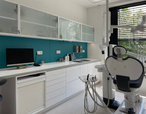 Мебель для стоматологических клиник в HIMACS